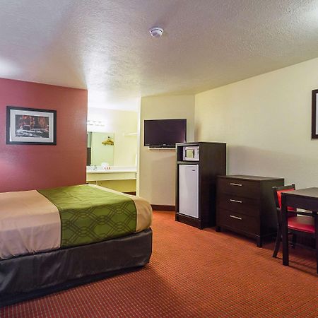 Econo Lodge Hurricane Zion Park Area Dış mekan fotoğraf