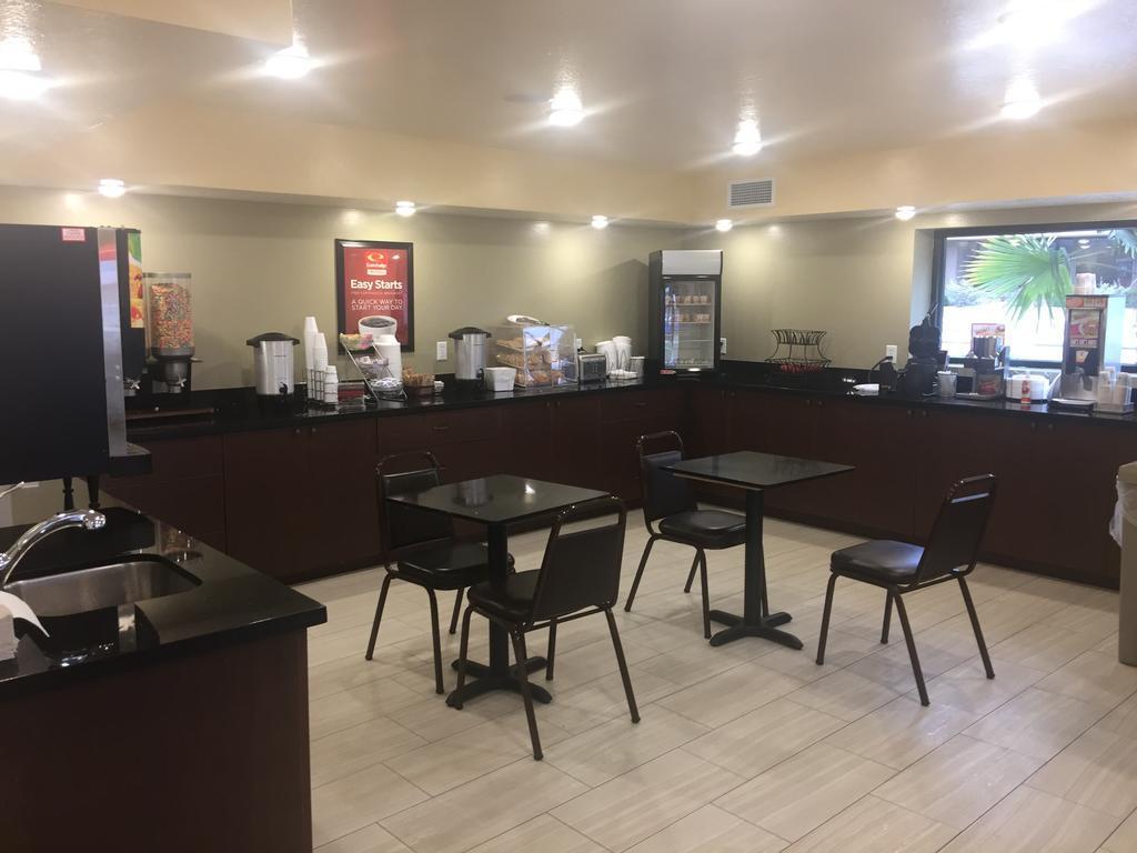 Econo Lodge Hurricane Zion Park Area Dış mekan fotoğraf