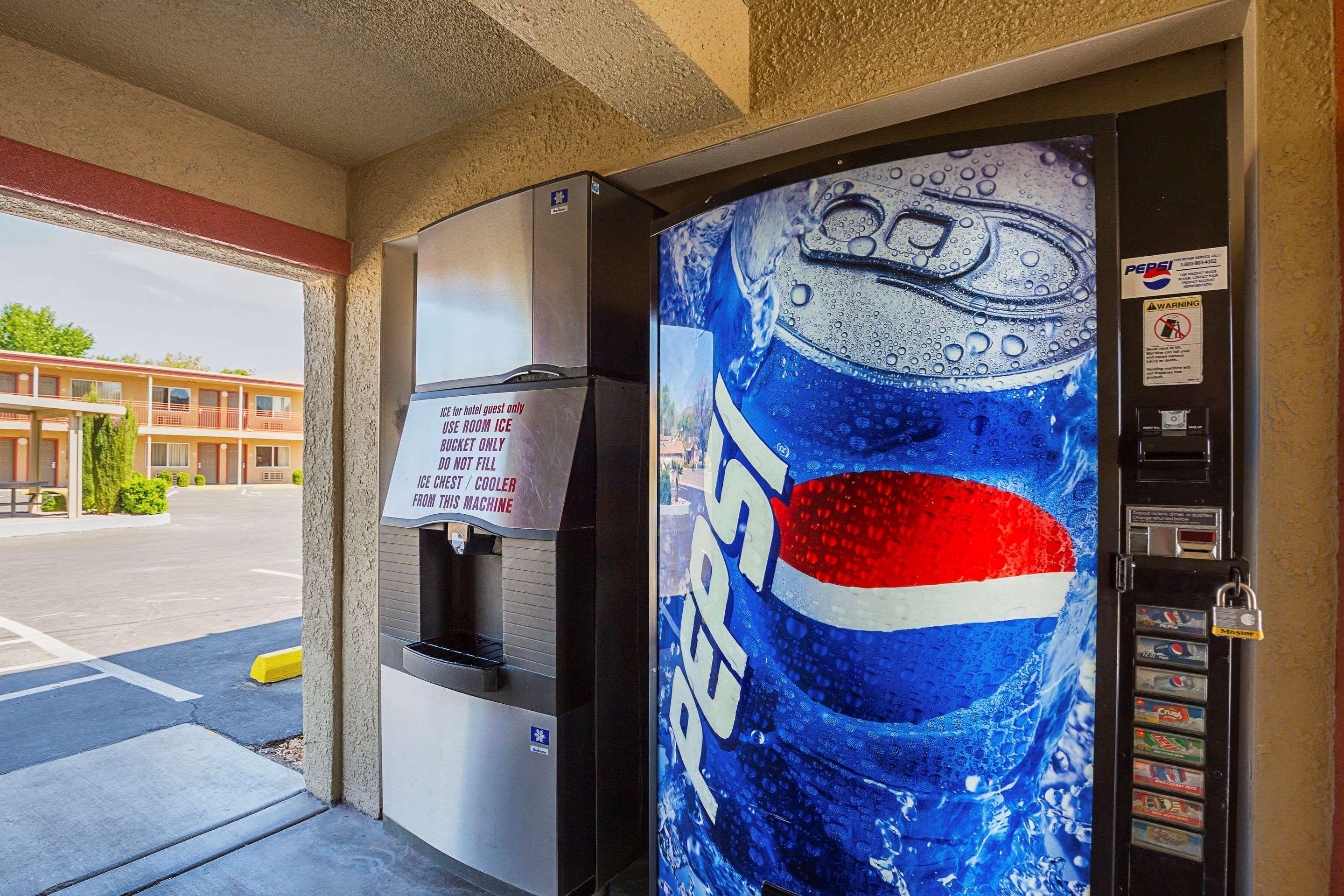 Econo Lodge Hurricane Zion Park Area Dış mekan fotoğraf