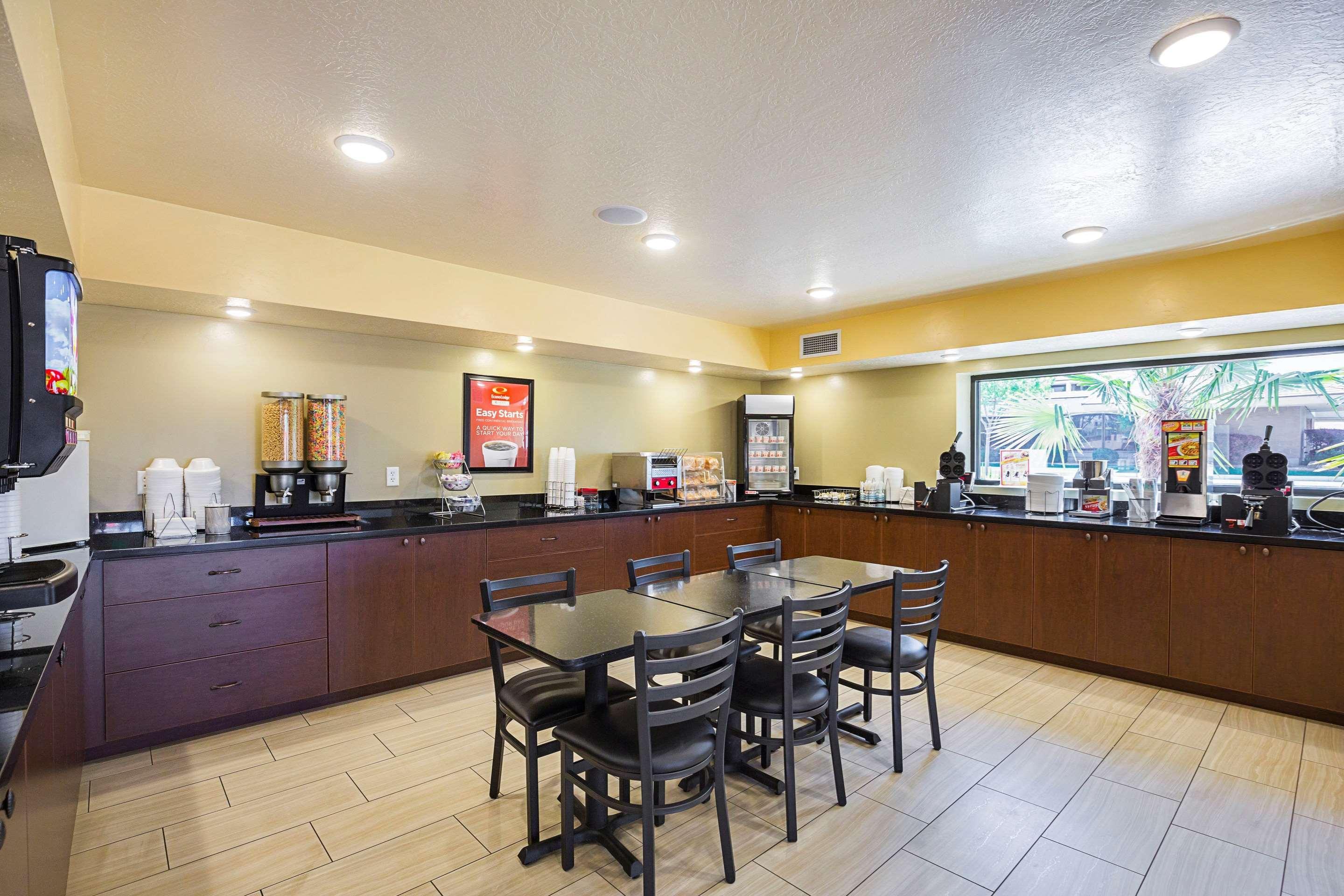 Econo Lodge Hurricane Zion Park Area Dış mekan fotoğraf