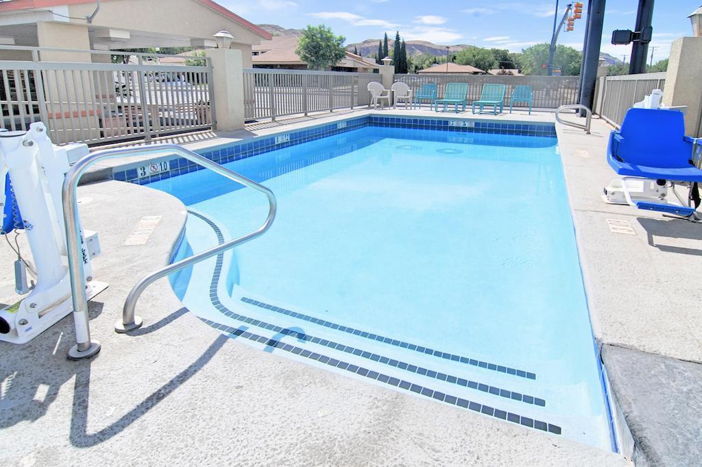 Econo Lodge Hurricane Zion Park Area Dış mekan fotoğraf