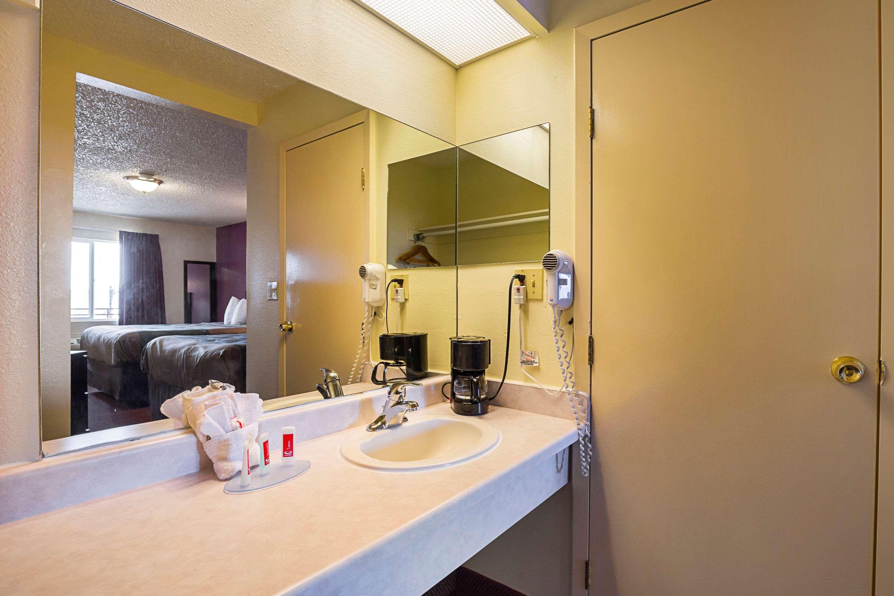Econo Lodge Hurricane Zion Park Area Dış mekan fotoğraf