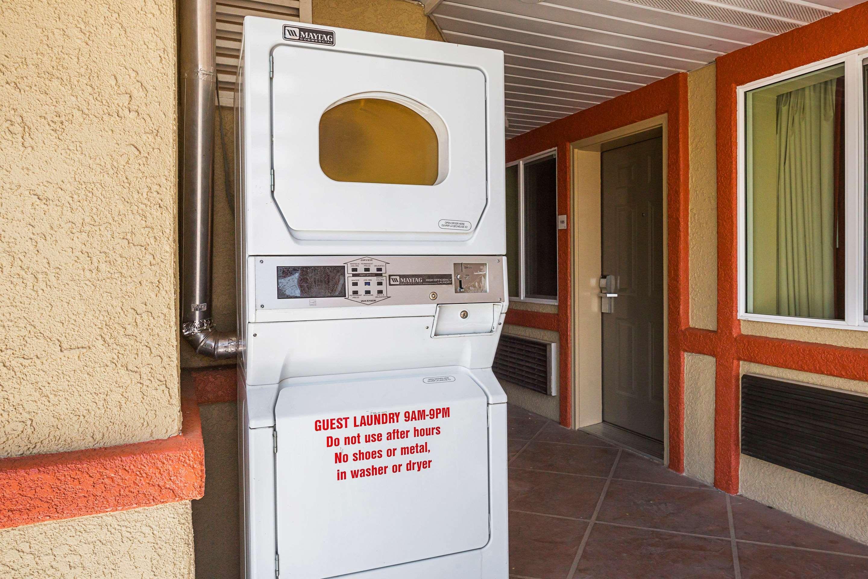 Econo Lodge Hurricane Zion Park Area Dış mekan fotoğraf