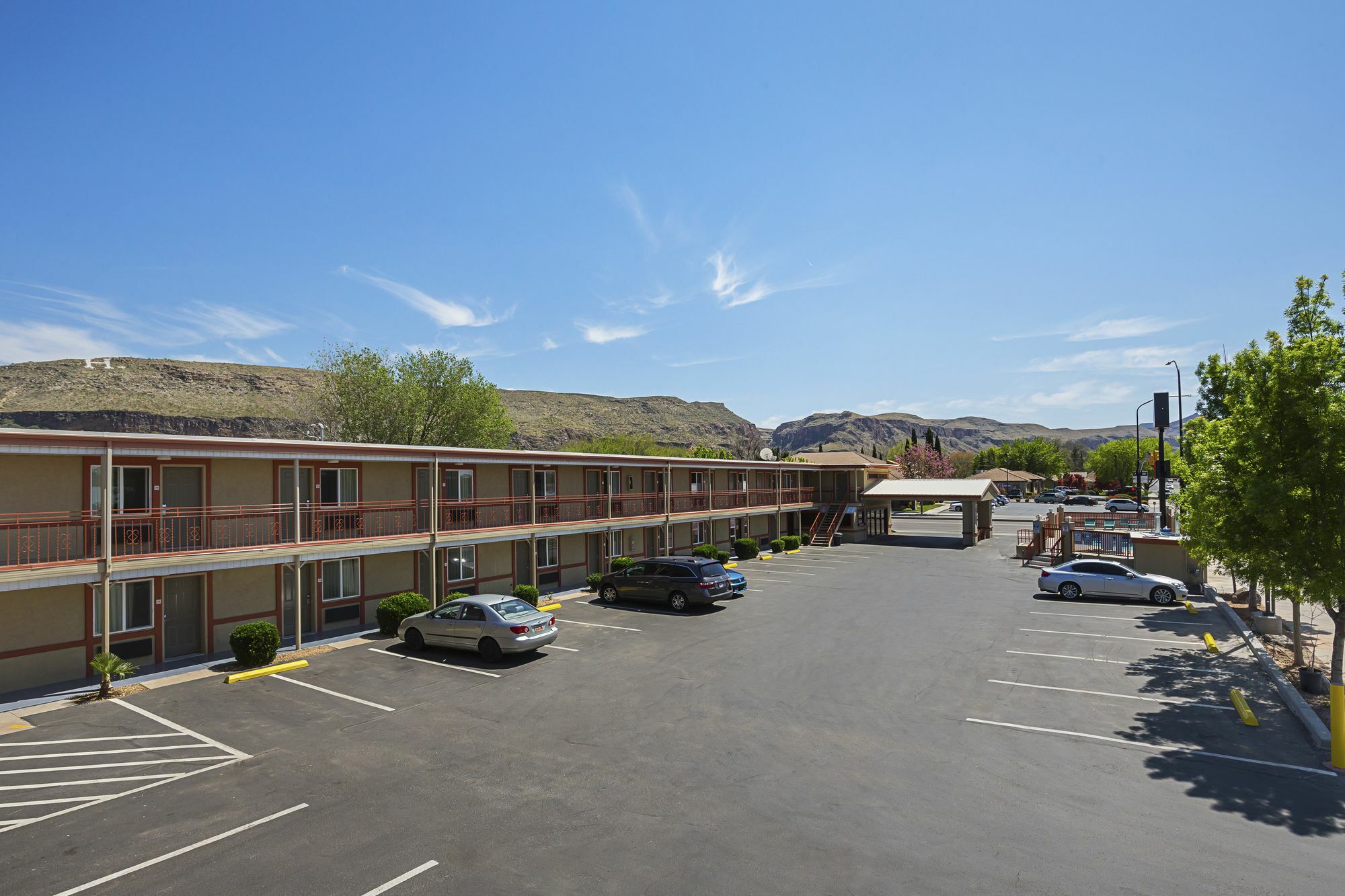 Econo Lodge Hurricane Zion Park Area Dış mekan fotoğraf